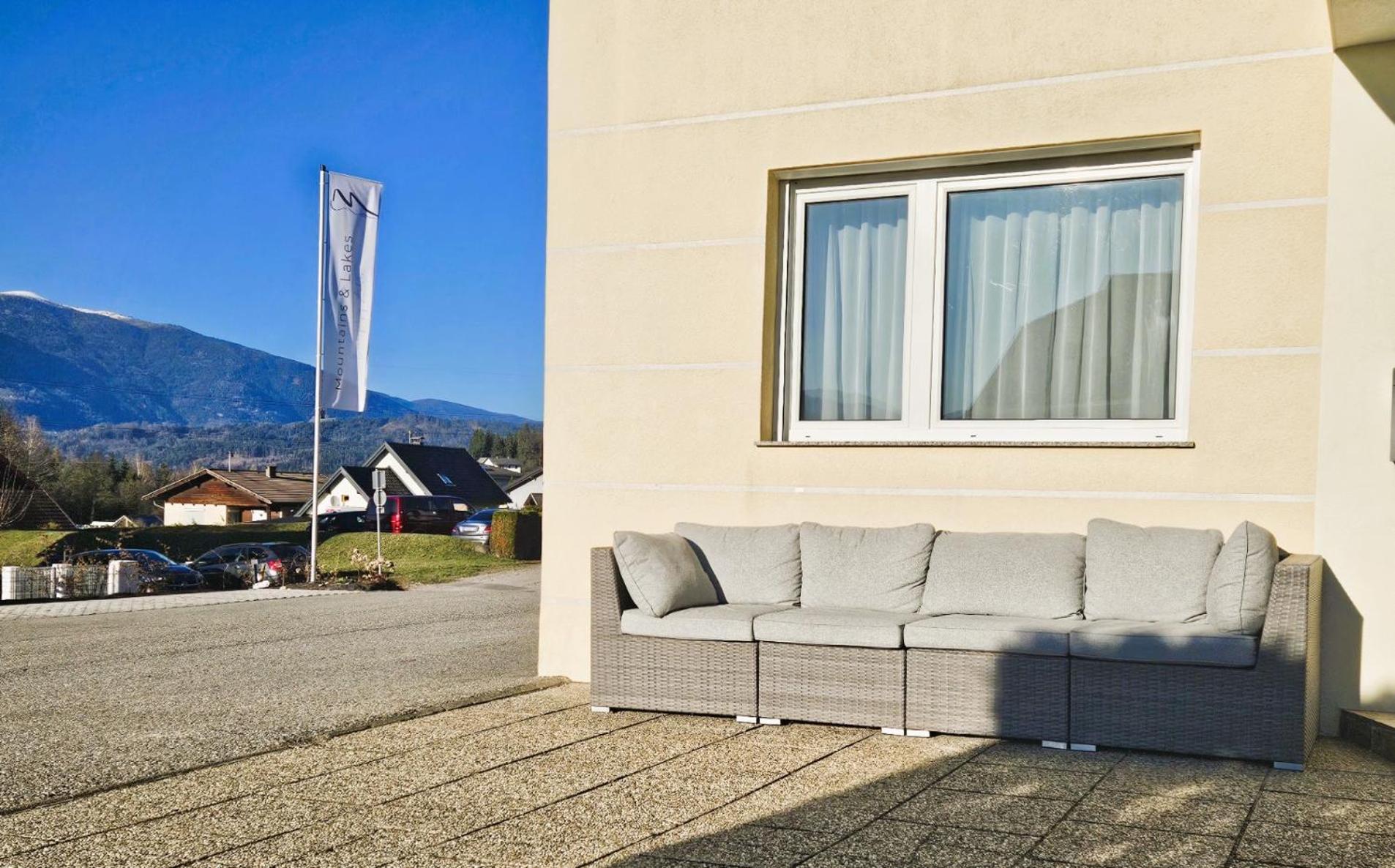 Mountains & Lakes - Chaletdorf & Appartements Villach Bagian luar foto
